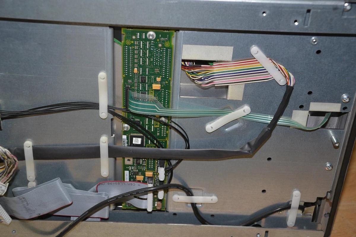 Used SIEMENS SIMATIC TOUCH PANEL 15T 15" Front V412.00.007.534 A5E00324360 06