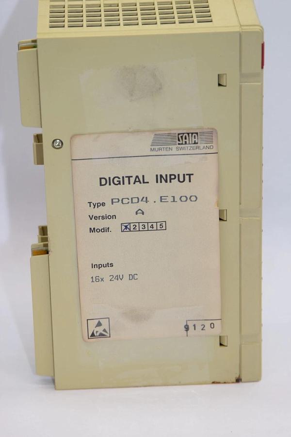 Used SAIA PCD4.E100 Version A 16x24Vdc Digital Input Module
