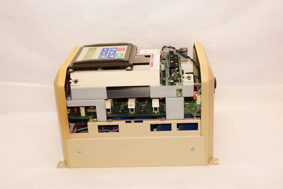 Used TOSHIBA VT130G3U4035 3.5kVA 3HP Transistor Inverter NO COVER