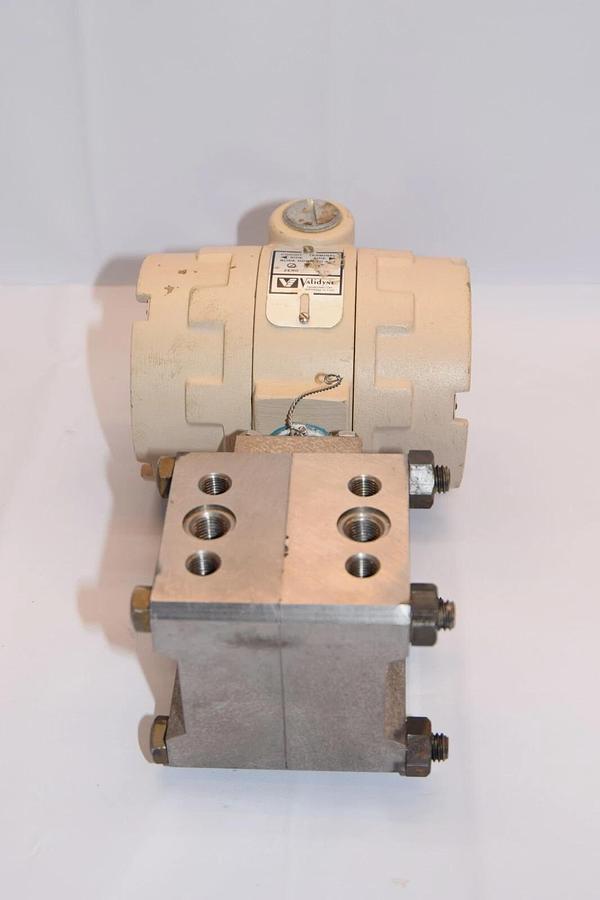 Used VALIDYNE DR800D-10P-N1B4B 10.0" H20 100psi Pressure Transmitter
