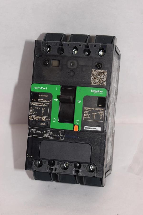 SQUARE D SCHNEIDER BGL36035 3P 35A 35 Amp A 480V PowerPacT B Circuit Breaker NEW