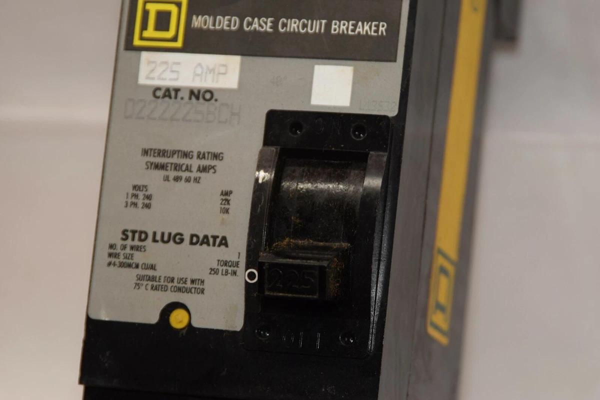 (NEW) SQUARE D Q222225BCH 225A 225 Amp A 2P Molded Case Circuit Breaker *CHIP*