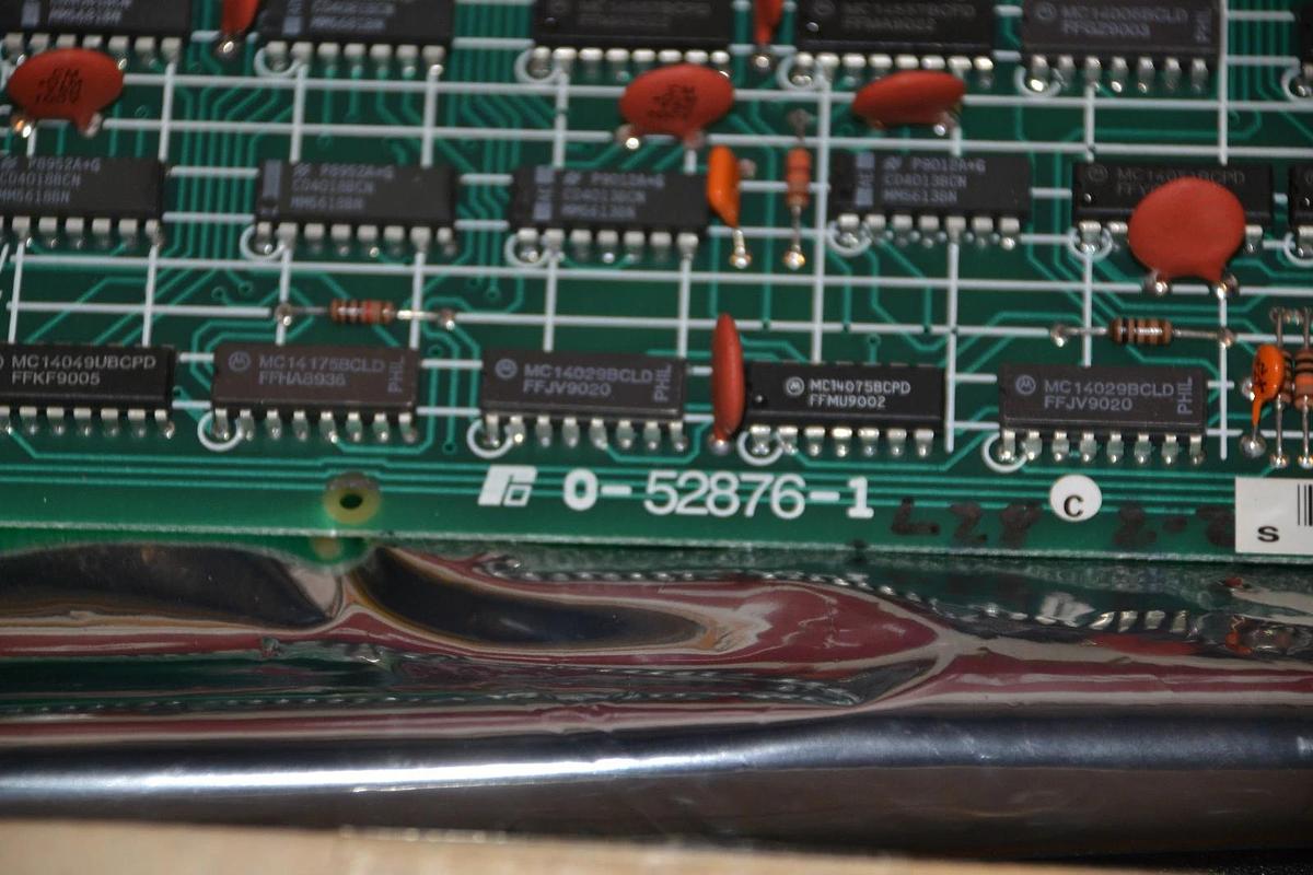 RELIANCE ELECTRIC CIRCUIT BOARD CARD 0-52876-1 0 52876 1 0528761 NEW