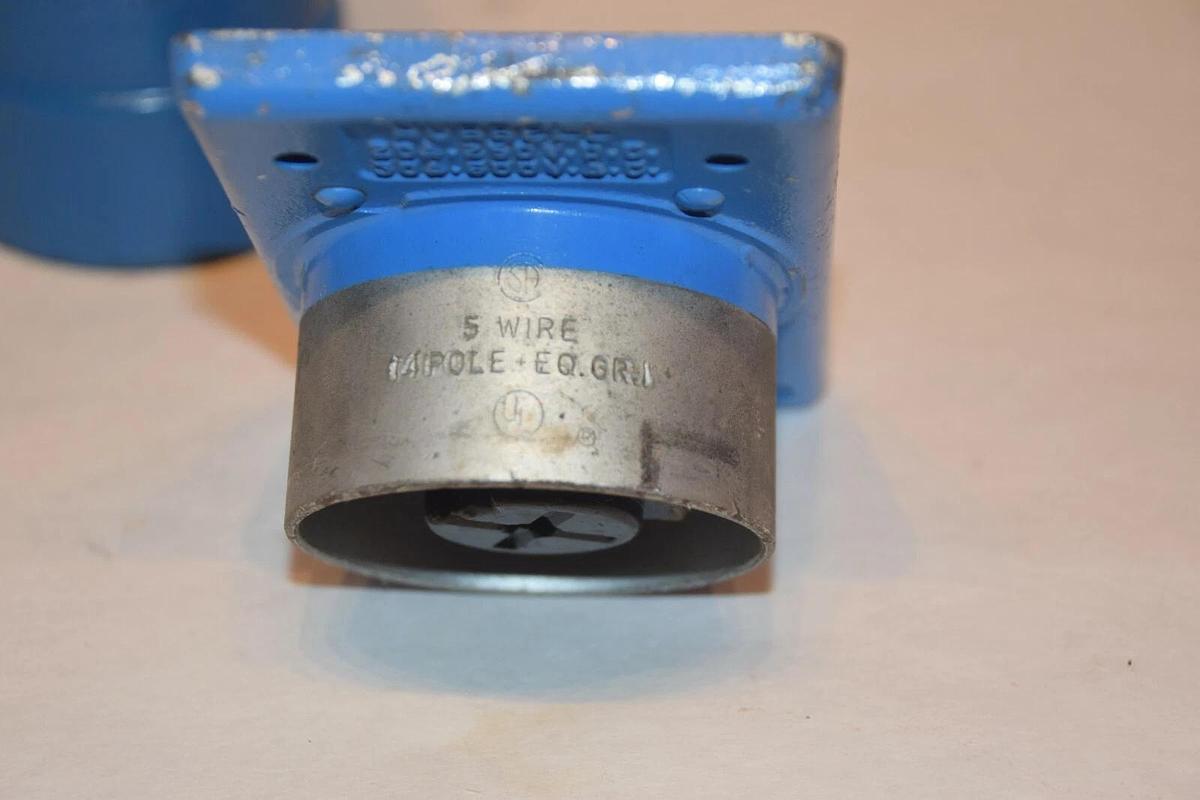 HUBBELL 5 WIRE 4 POLE + EQ GROUND 20A 250VDC MALE AND FEMALE PLUG