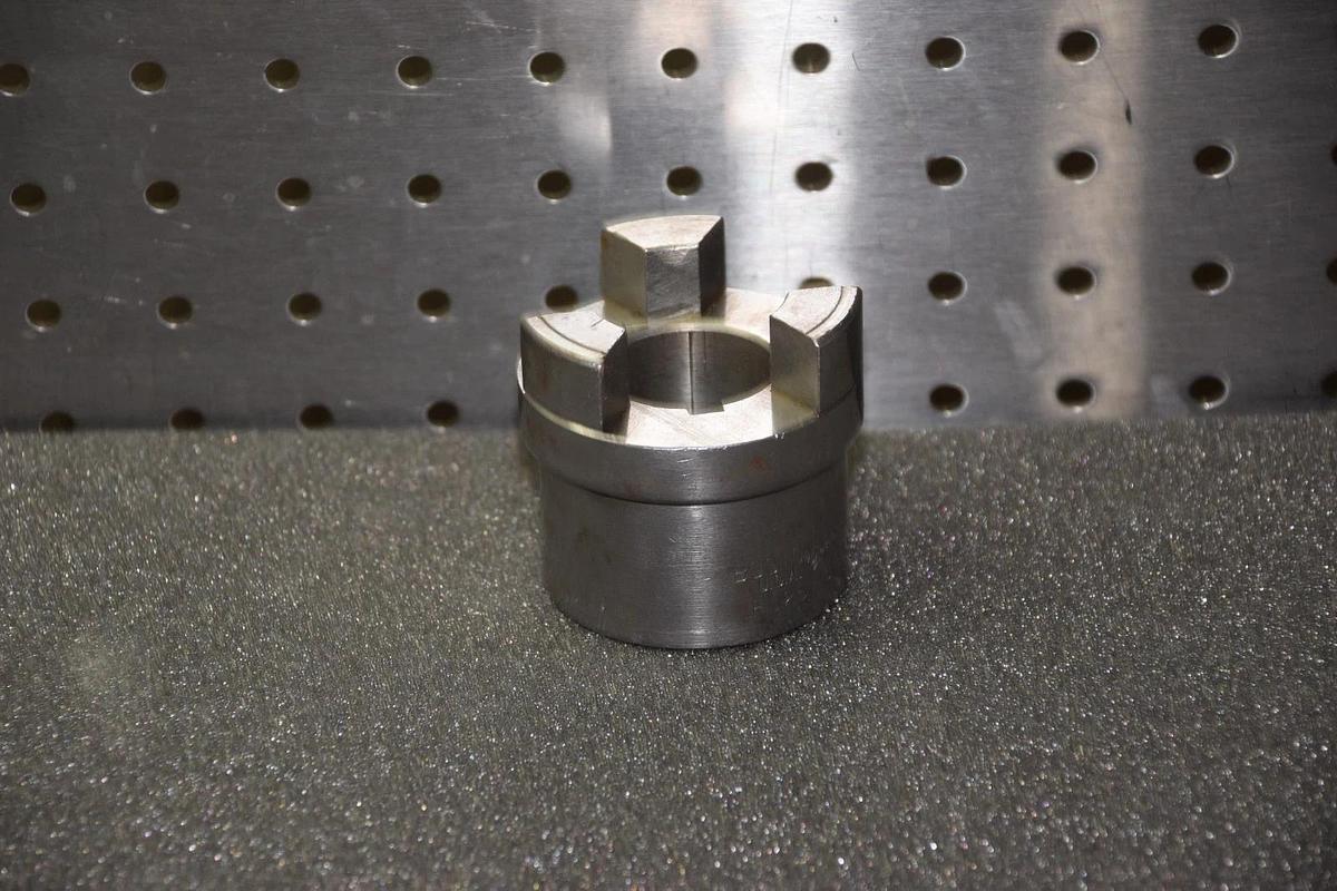 (New) Boston Gear FC25 1-1/4 Coupling Hub 08280