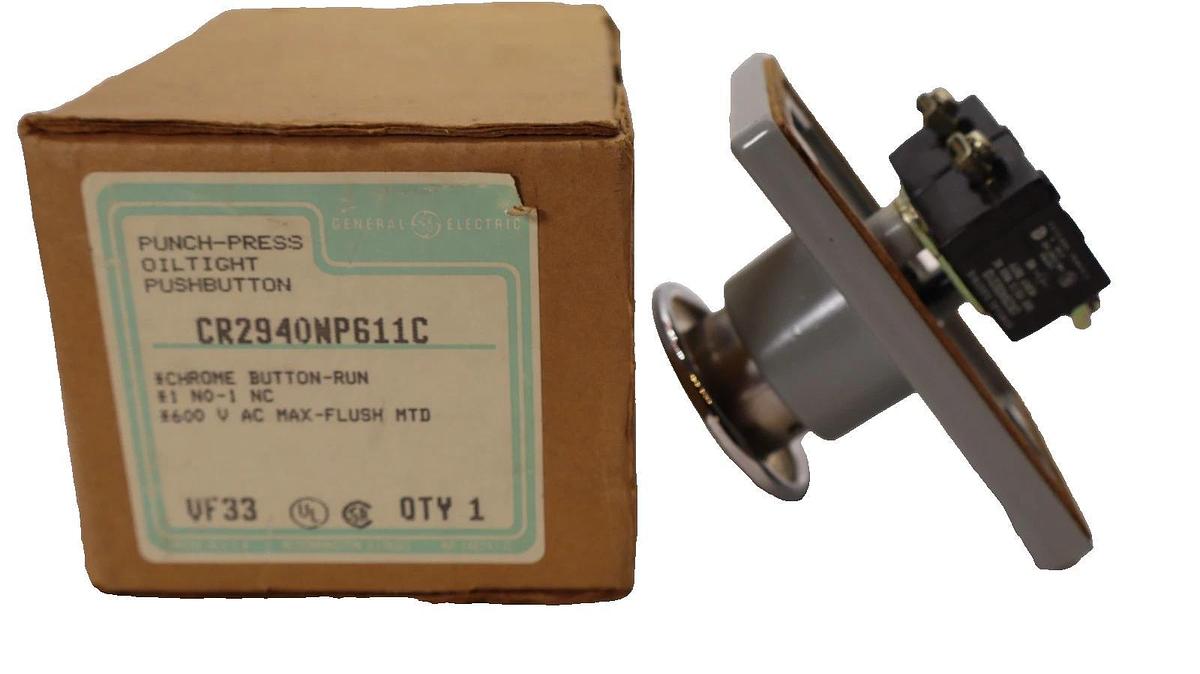 General Electric / GE CR2940NP611C 600Vac Punch-Press Pushbutton , Chrome (New)