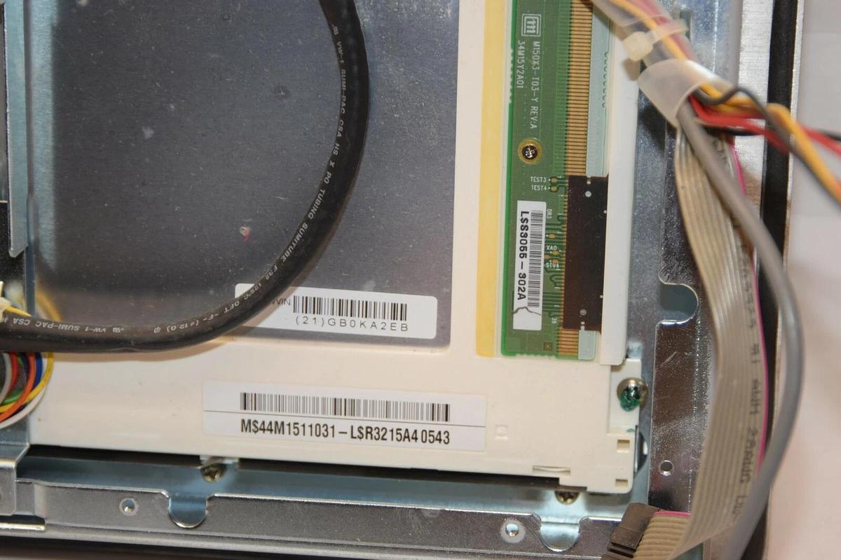 Used ALLEN BRADLEY VersaView 1500P Display Front Cover Screen 95409 D M$44A1511031