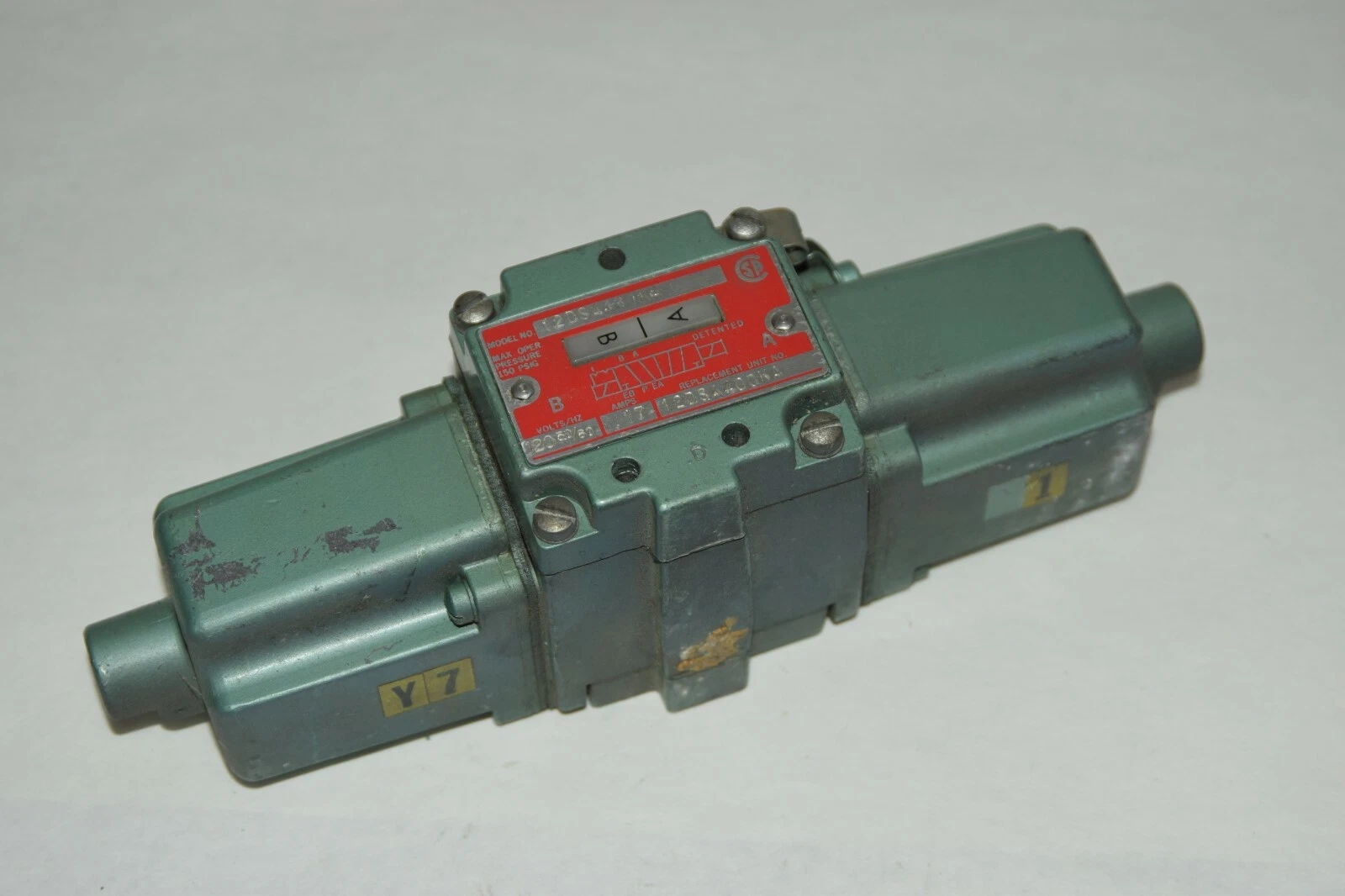 Used NUMATICS 12DSA431KA 12DSA400KA 120V .17A 50/60Hz Solenoid Control Valve