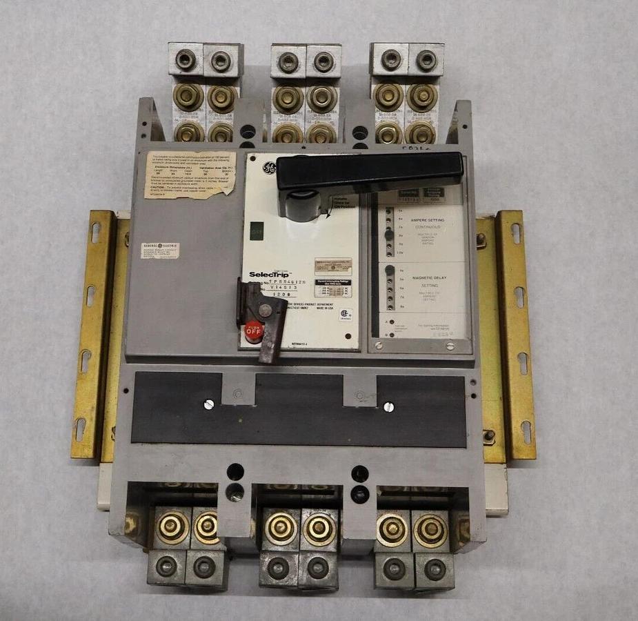Used GE General Electric Powerbreak Circuit Breaker TPRR4612N V14513 1200 Amp 1200A