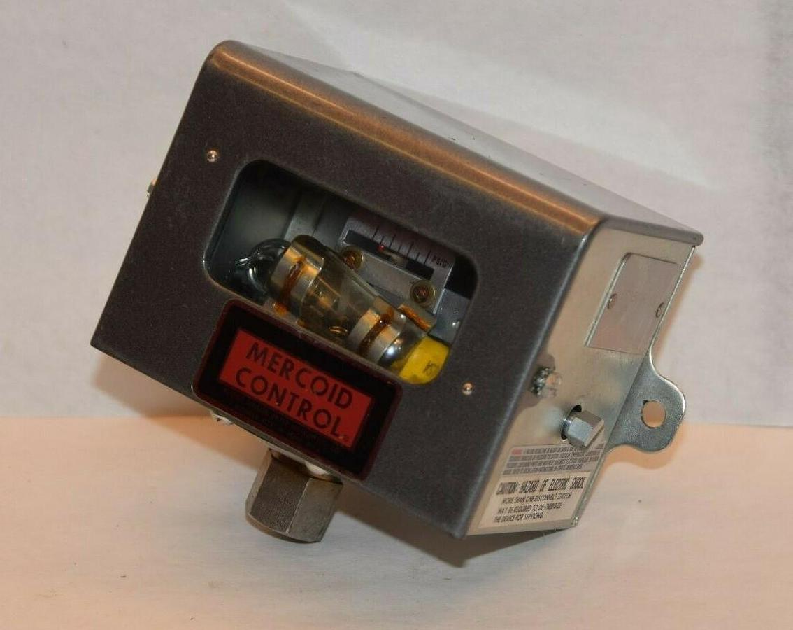 (NEW) MERCOID AP-41-2-37-STR-PRESE S721170-T27X 1-30psig Pressure Switch