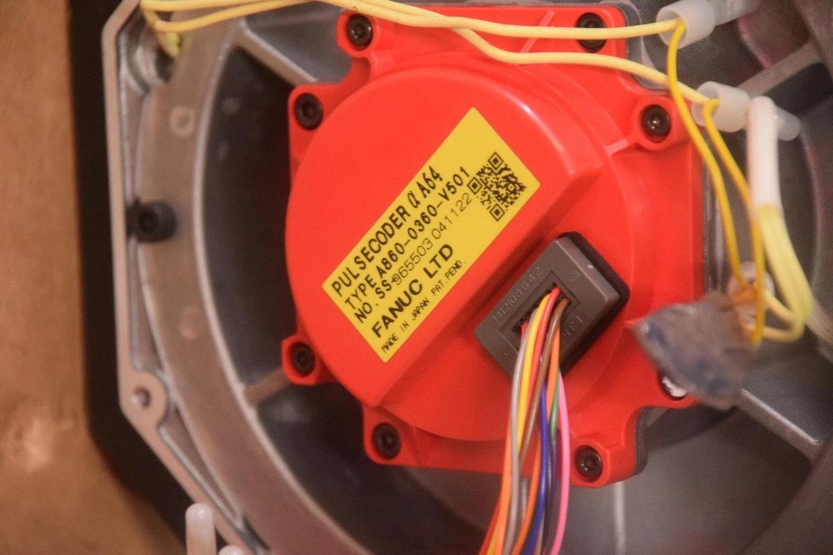 FANUC Servo Motor 10F/2000 A06B-0355-B756 W/ PULSECODER A860-0360-V501AC (NOS)