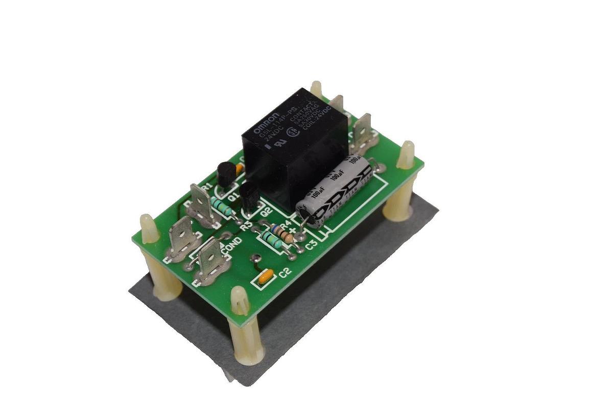 Galt Controls CLM001C01A , CLM001W1B-X0 Control Relay Circuit Board Card (New)