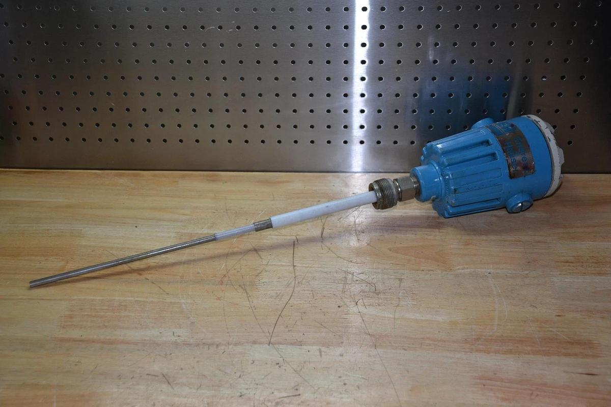 Used ENDRESS + HAUSER LSC 1132 LEVEL SWITCH