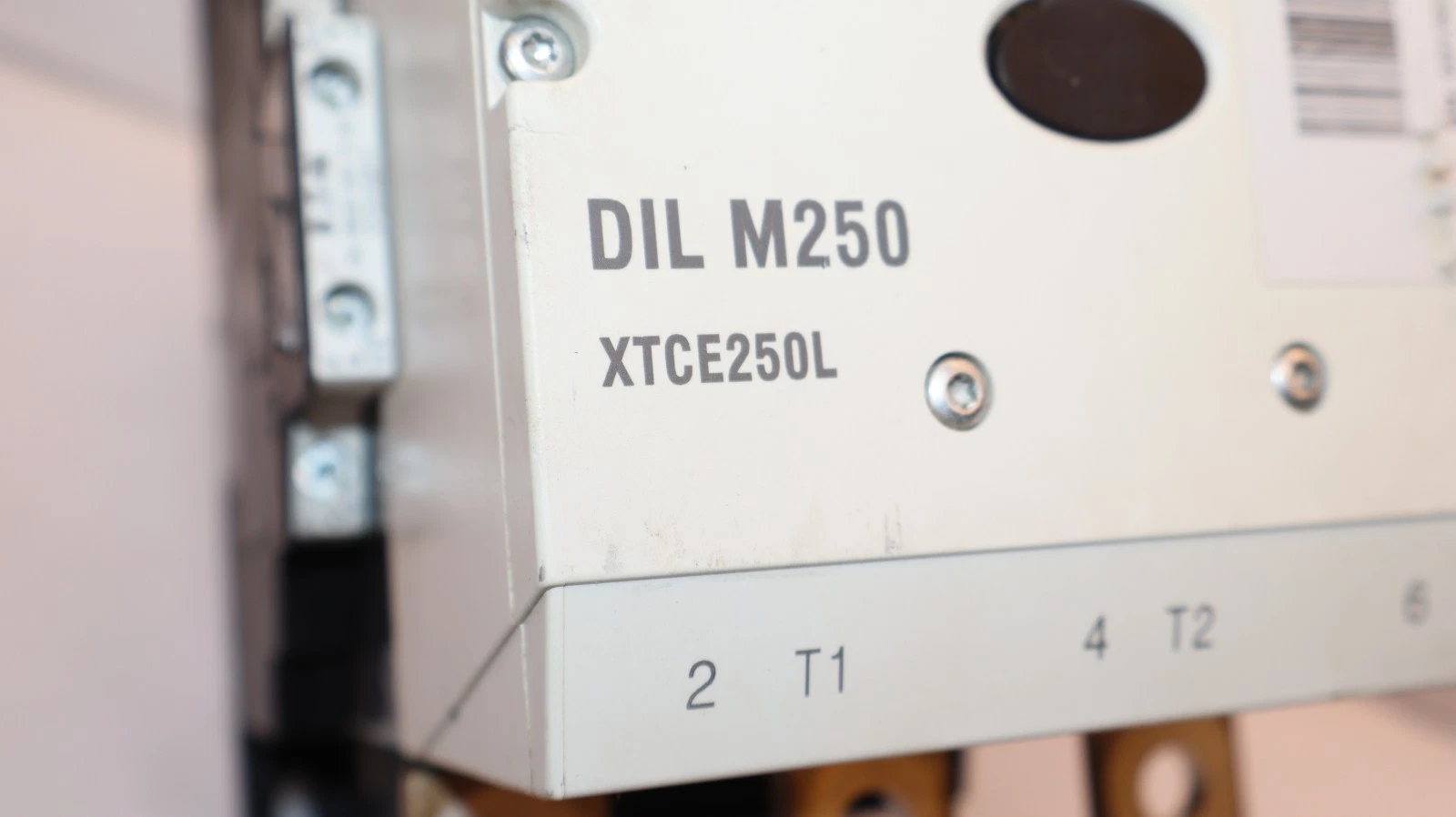 Eaton Contactor DIL M250 350A 350 Amp XTCE250L 1000V Coil: 24-48VDC USA