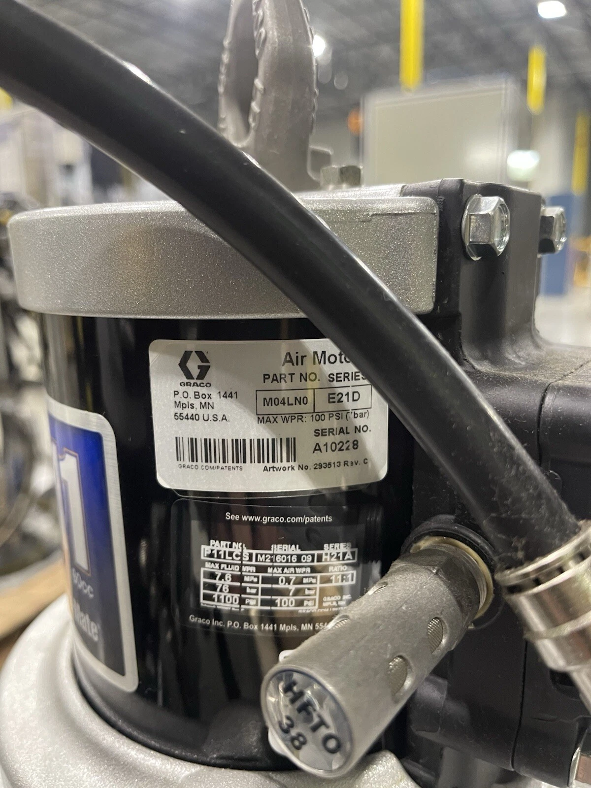 Refurbished Graco Check-Mate C11, M04LN0 Grease Dispensing Pump P11LCS, Pump 11:1