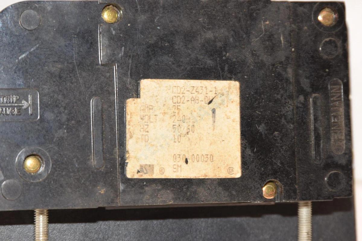 (NEW) HEINEMANN CD5-Z431-1 25A 25 Amp 2P 50/60 Hz 240V Circuit Breaker