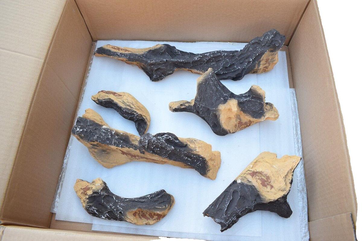 (NEW) UNIFLASY 19.5" DA.00HFM.NNN Gas Fireplace 6 Logs Natural Gas