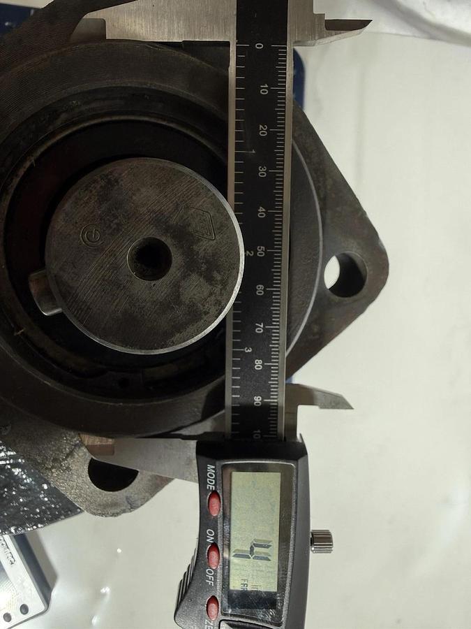 Commercial Intertech Parker Hydraulic Gear Pump 3169718105  SB1685 (Rebuilt)