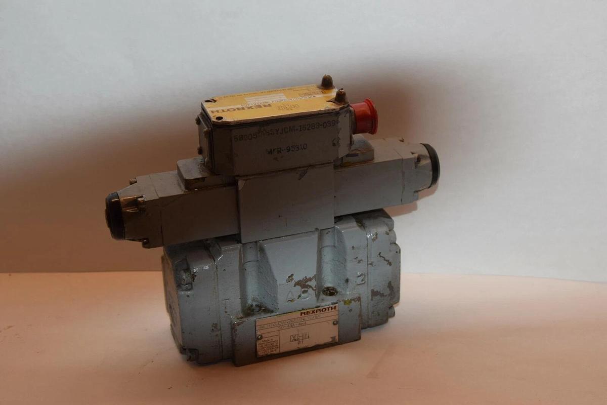 Used REXROTH 4WEH10J20/6AG24NETD/5V S0-43A-464 4WE6J52/AG24NDV-S043A-464 VALVE