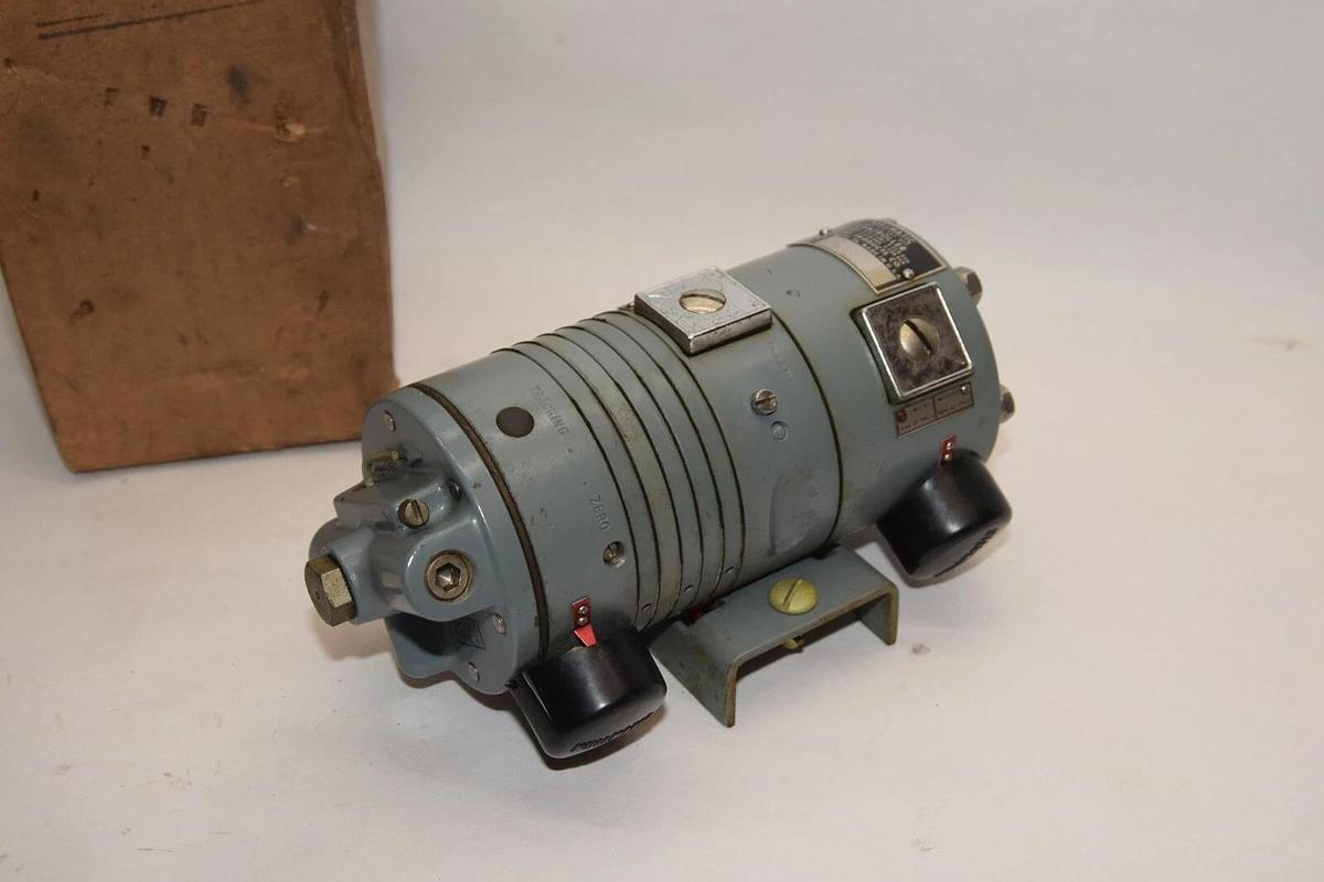 (NEW) MOORE 50M 14281-26S2 Nullmatic Controller