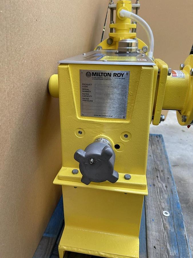 (New) Milton Roy Metering Pump mbh6428fpbccm4sest11nn22 626 GPH