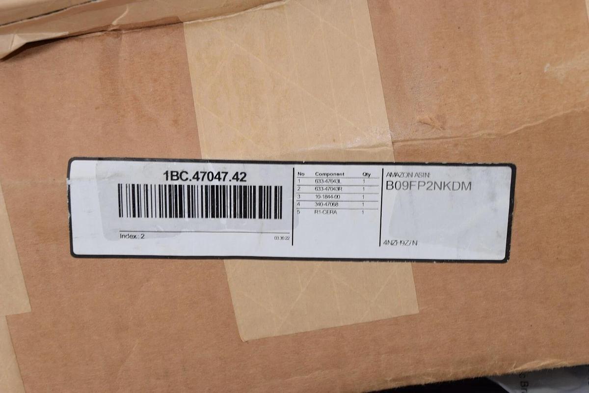 R1 CONCEPTS B09FP2NKDM Disc Front Brake Rotors Black w/ Ceramic Pads (NEW)