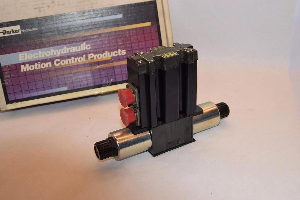 (NEW) PARKER D1FLE01CCNTJ0030 5000Psi 345Bar , 500psi 35Bar Servo Valve