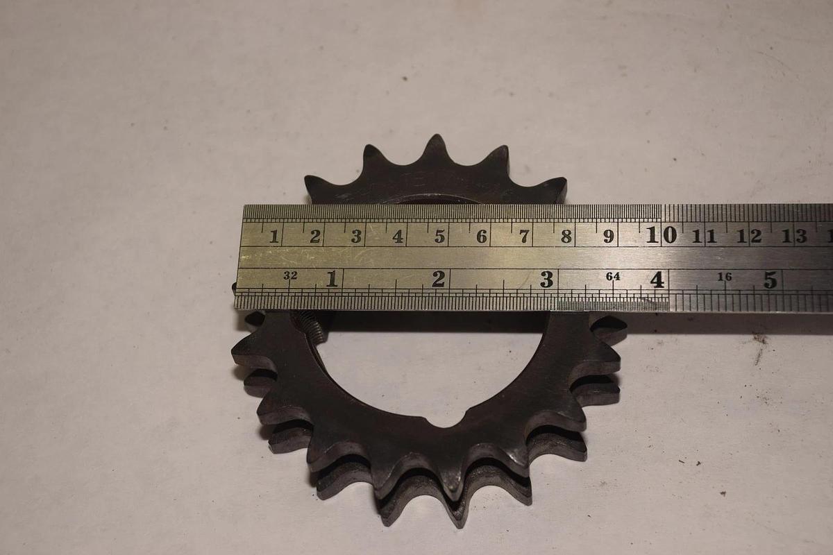 MARTIN D50ATB17H 1610 17 TEETH DOUBLE CHAIN SPROCKET NEW