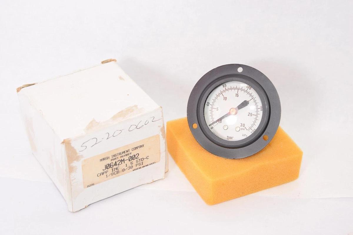 (NEW) MARCH INSTRUEMNT J0642M-002 1.5" Face 0-30psi 1/8" NPT Pressure Gauge
