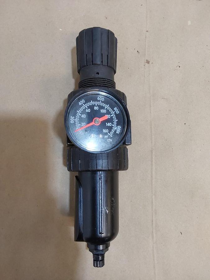 Used PARKER 003-0833-900 Vac-100-PSIG Series 3 Miniature Valve