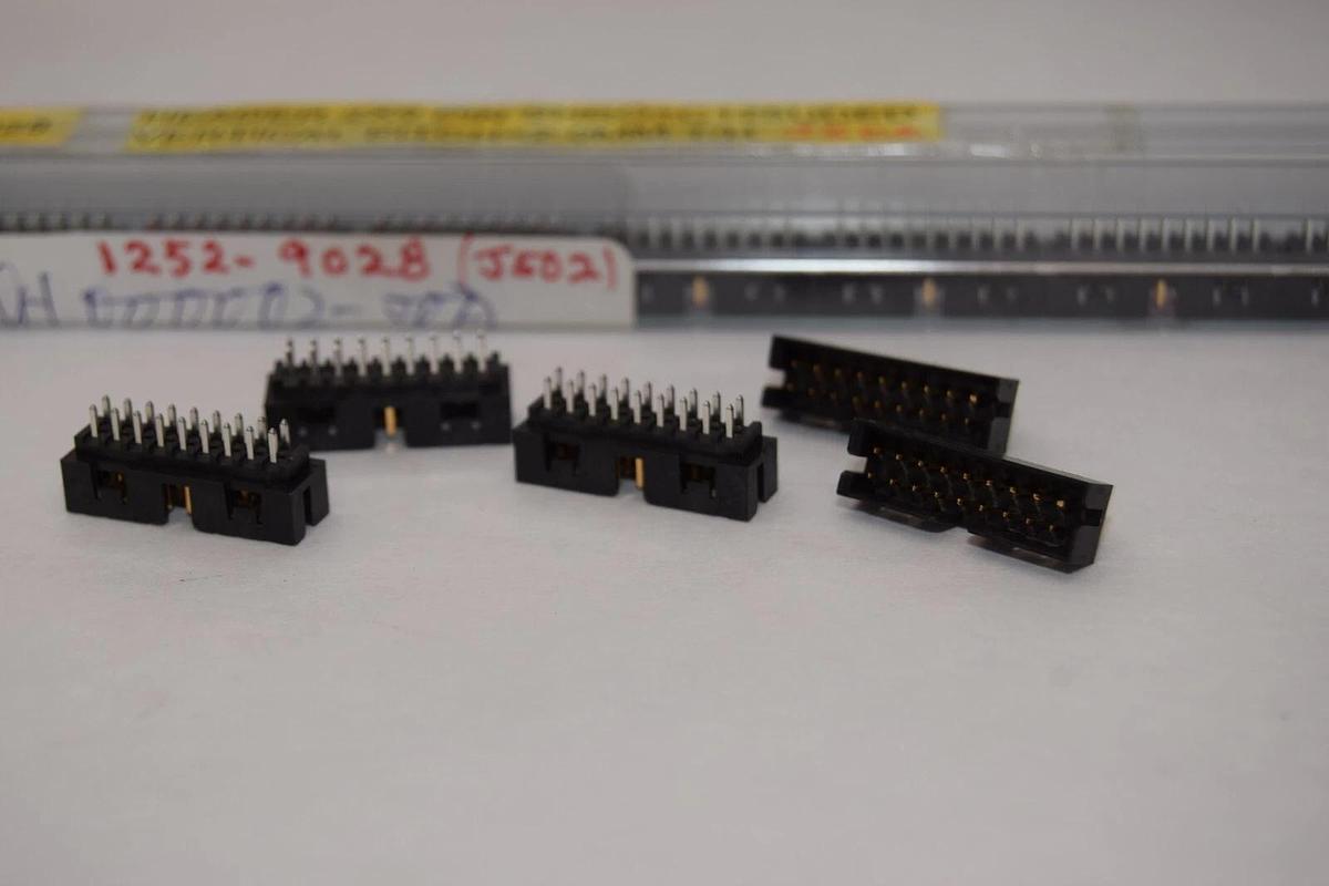 (NEW Lot 16) TYCO 1252-9028 Header 2 x 9 2x9 18 Pin Vertical Connector 2mm pitch