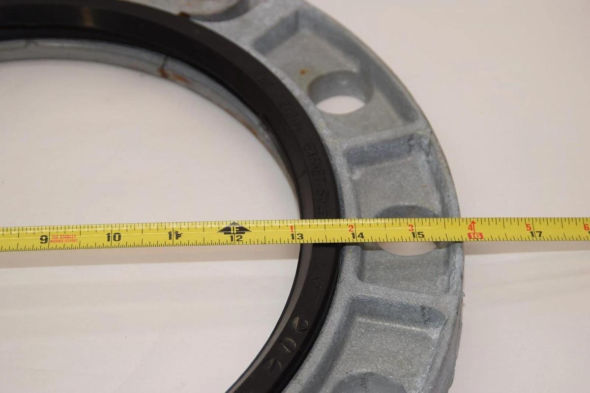 (NEW) VICTAULIC S/741 10" 7/8" Bolt Galvanized Flange Adapter *Flange & Gasket*