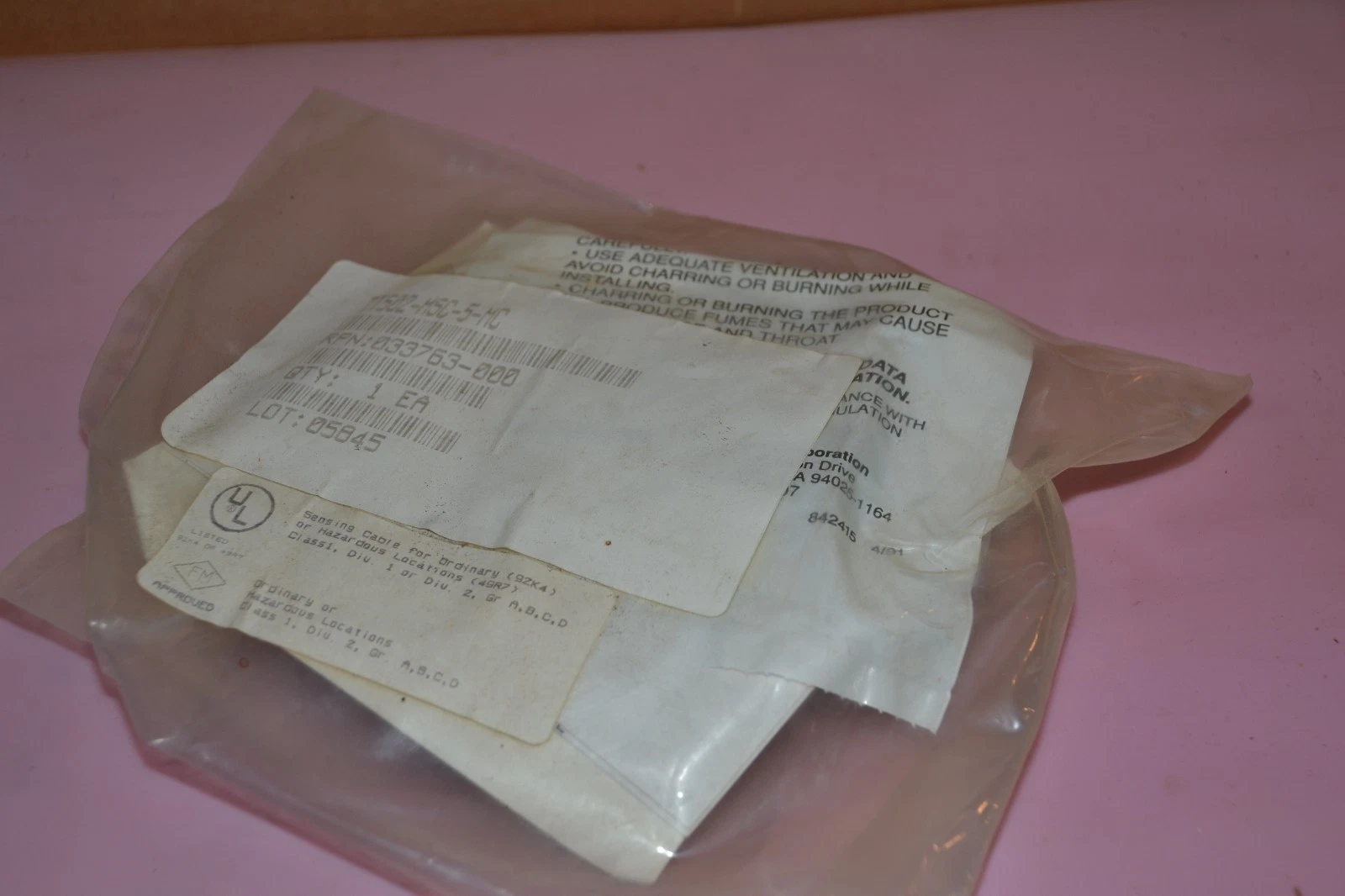 Used Raychem Tracetek 500 Sensing Cable TT502-MSC-5-MC 033763-000 NEW
