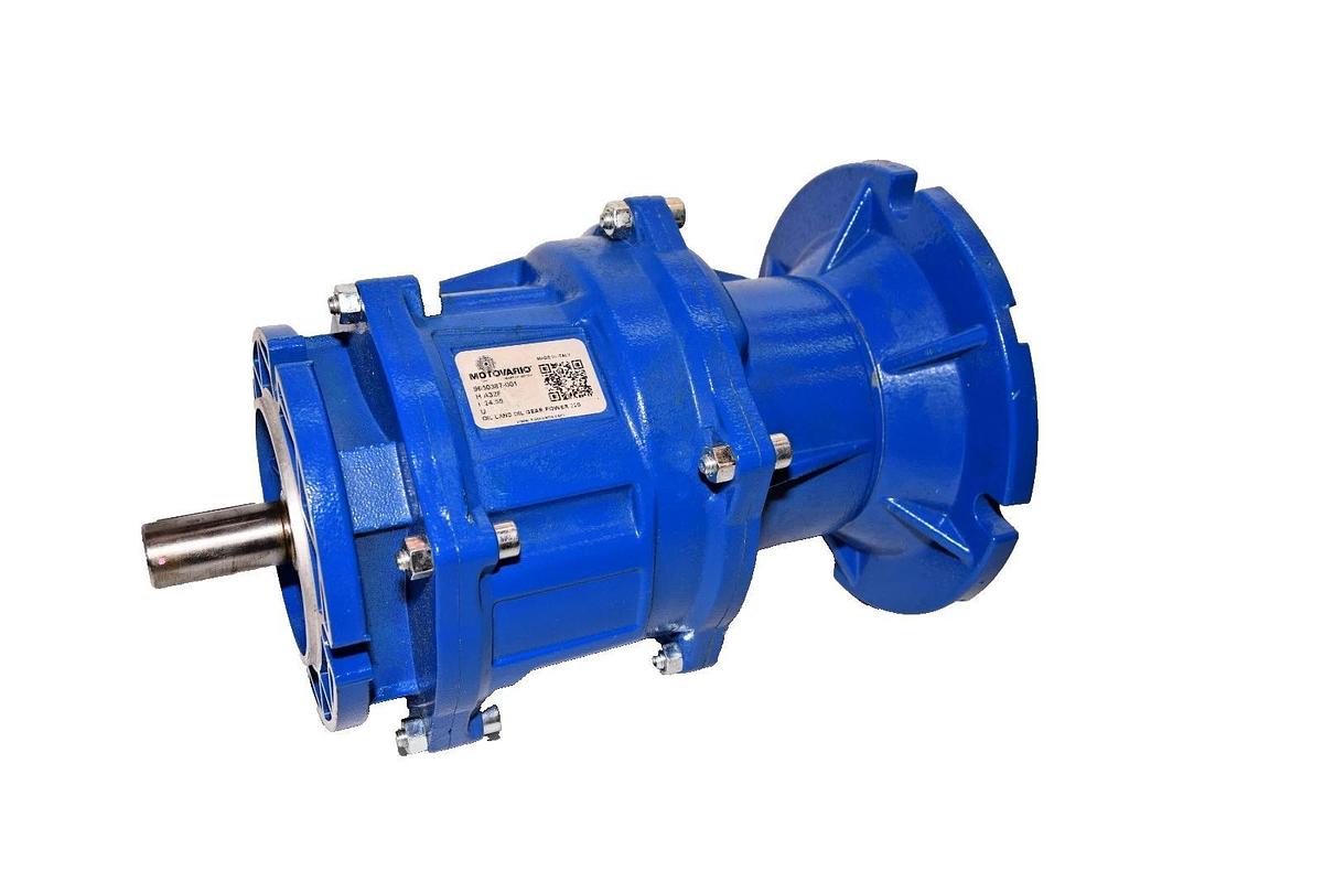 Motovario Gearbox Speed Reducer 24.55 HA32F 9650387-001 4065197/HFA32 (NEW)