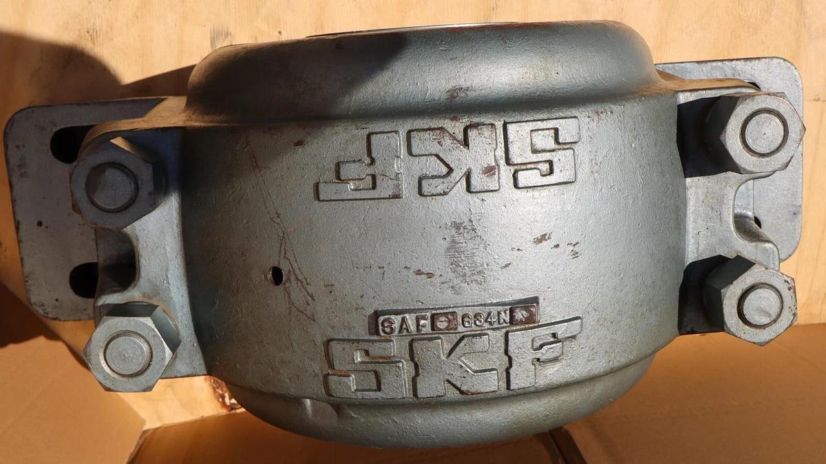 SKF 4 Bolt Split Pillow Block Bearing HOUSING ONLY SAF634N SAF 634N 5-15/16" NOS