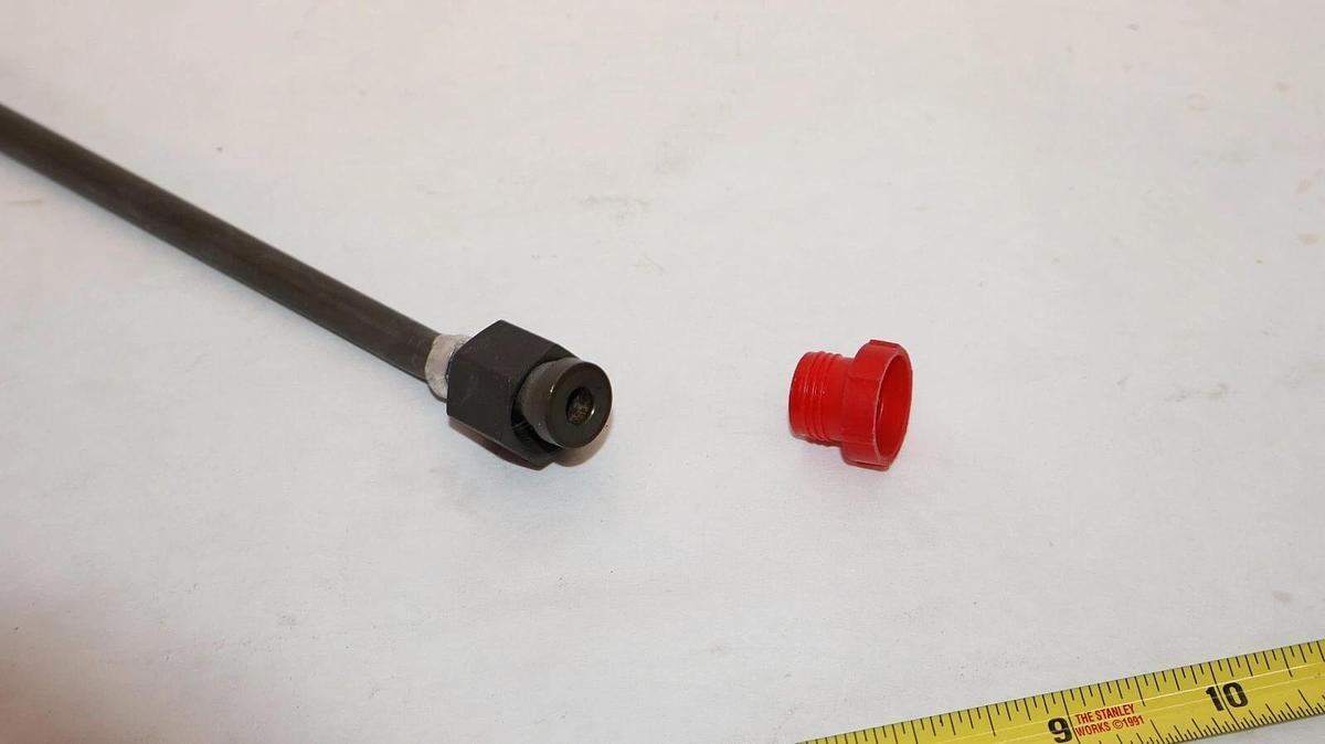 (NEW) DAEWOO HEAVY INDUSTRIES 911432 Forklift Tube Assembly