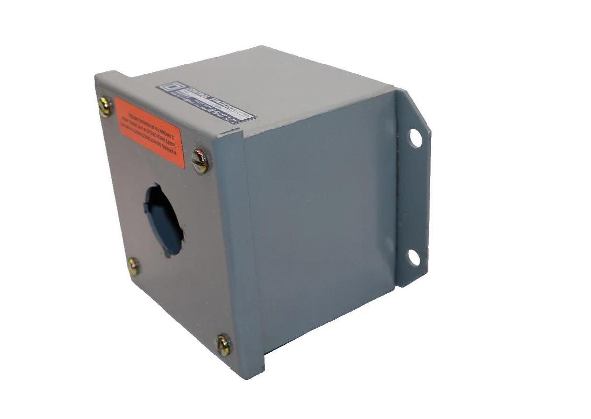 SQUARE D KYAF-1 , KYAF1 Series F Control Station Enclosure USA (NOS)