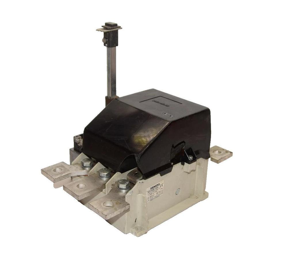 Used SIEMENS 3KE4530-0AA Front Operator Load Disconnect Switch 3 pole 1000 AMP  1000A