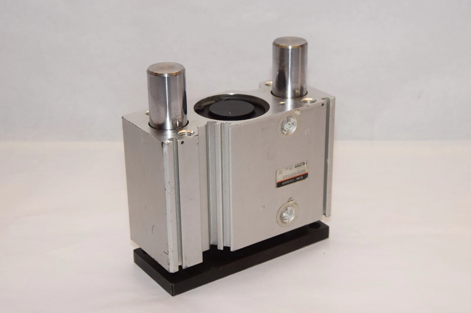 (NEW) SMC MGQM50-UIA950224 150psi Guided Slide Cylinder