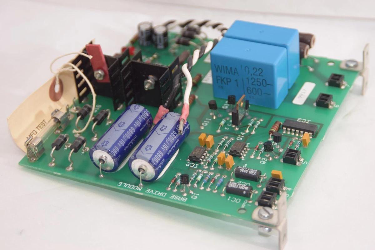 Used 362605.01 Rev K , QCD-2-0 0499 , 371281B Base Drive Module Board