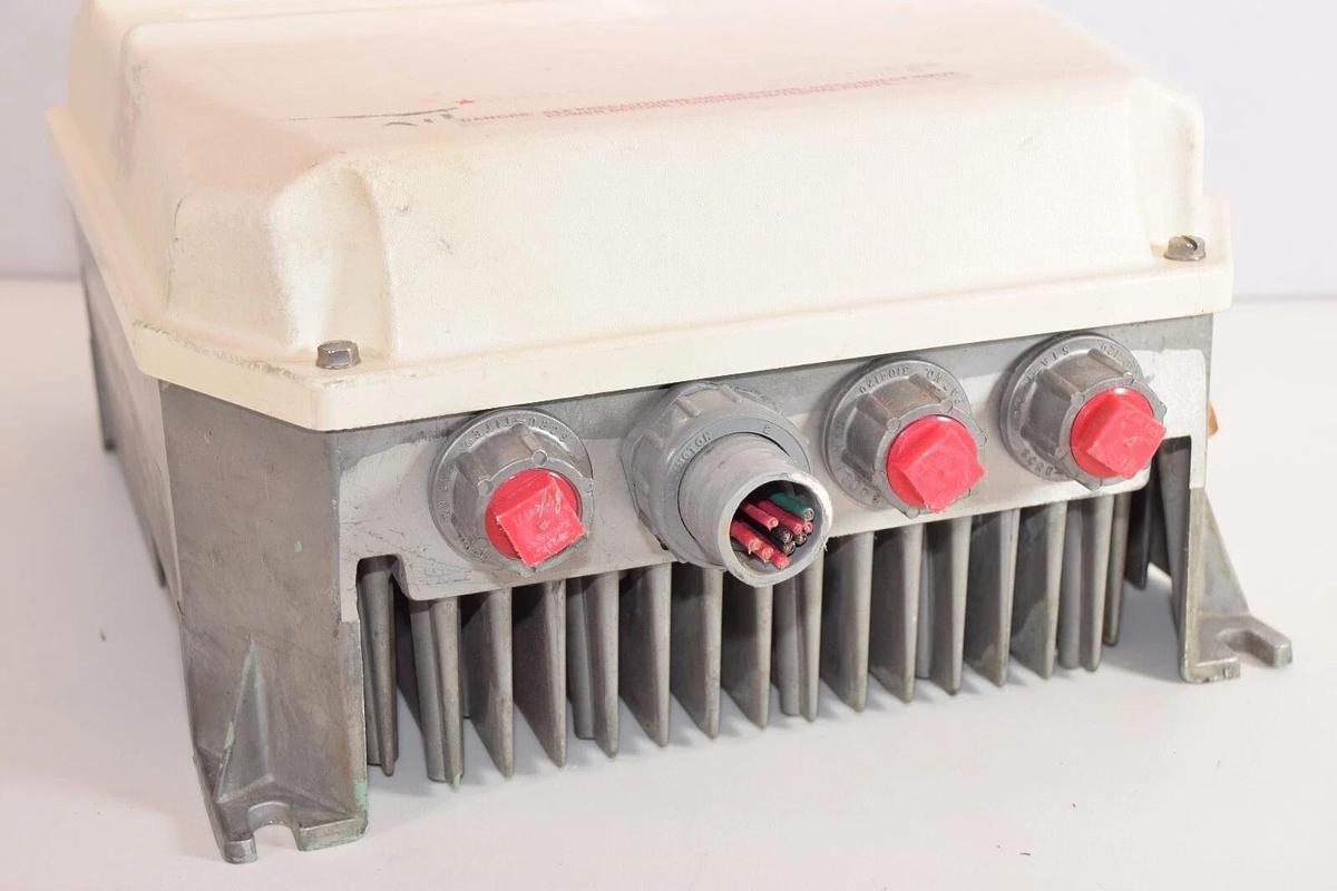 Used RELIANCE ELECTRIC 1SU24002 SP500 3PH 2Hp 2 hp 200-230V Drive
