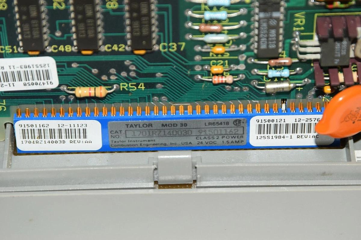 Used ABB Kent-Taylor MOD 30 Controller Loop 1701RZ14003D 91501162