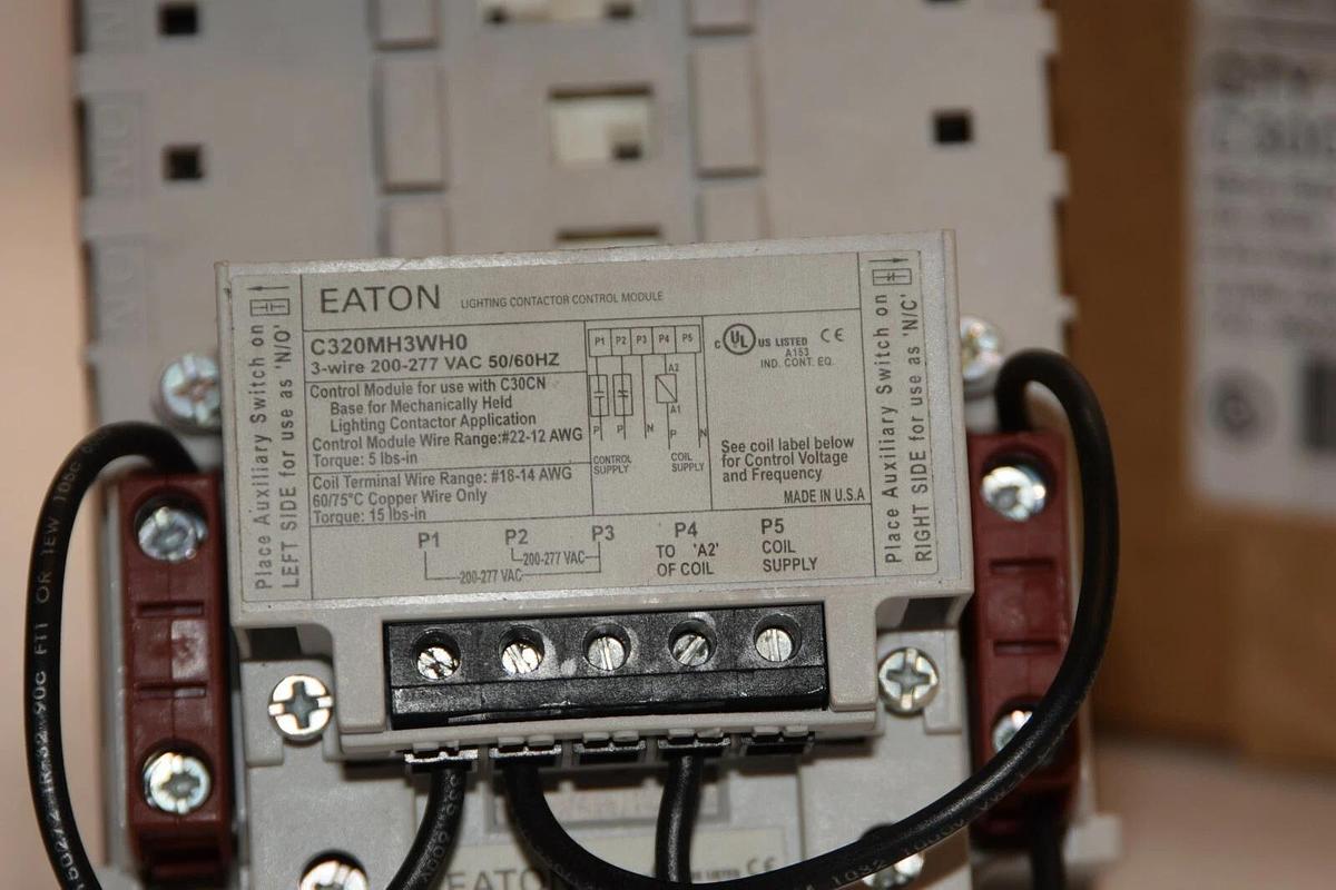 (NEW) EATON C30CNM20H03H0 30A 30 Amp 30 A Series A1 Lighting Contactor