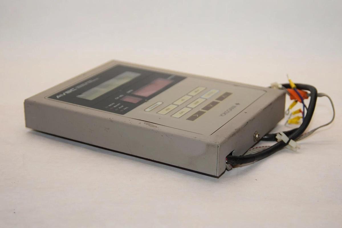 Used YOKOGAWA AV8C AV8C-A-4-E*A ZIRCONIA Oxygen Averaging Converter