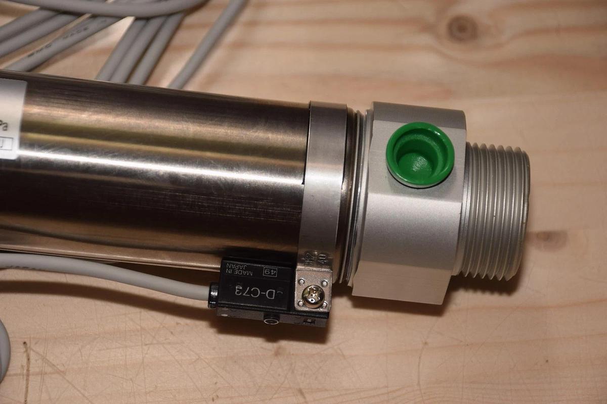 SMC CDM2B40-150 CDM2B40150 CDM2B40-150-C73L 1.0MPa PNEUMATIC CYLINDER NEW