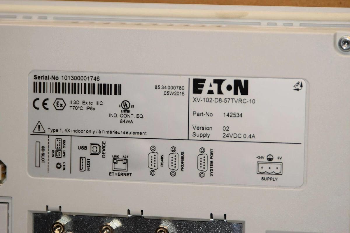 (New) EATON 5.7" Touch Panel  XV-102-E8-57TVRC-10  XV-102-E8-57TVRC-10