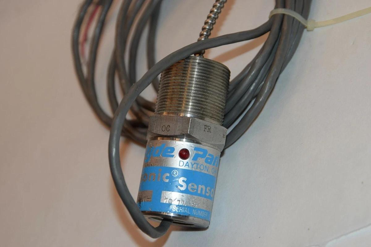 Used Hyde Park CS-12 Microsonic Sensor CS12