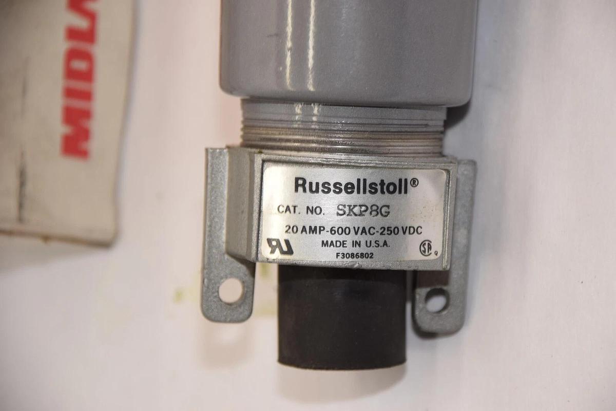 (NEW) RUSSELLSTOLL SKP8G , F22040Q 20Amp 600Vac 250Vdc EverLok Plug