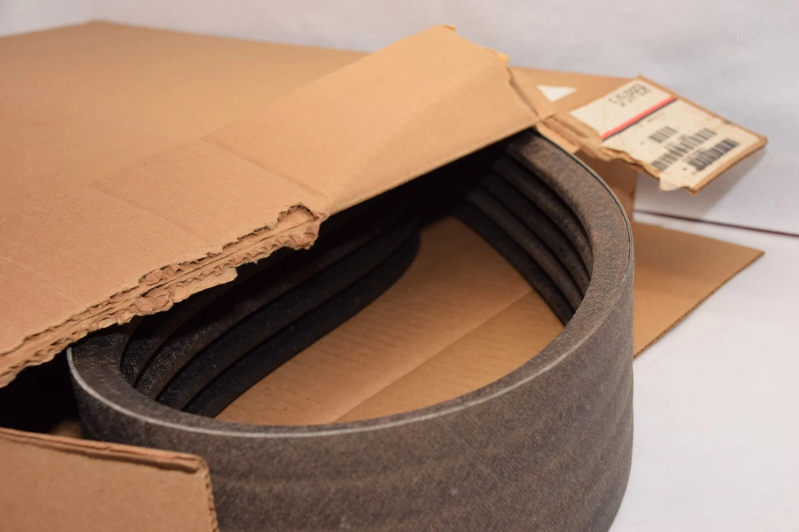 (NEW) GATES 5/5VP850 , 9181-5085 5-Rib PowerBand Belt