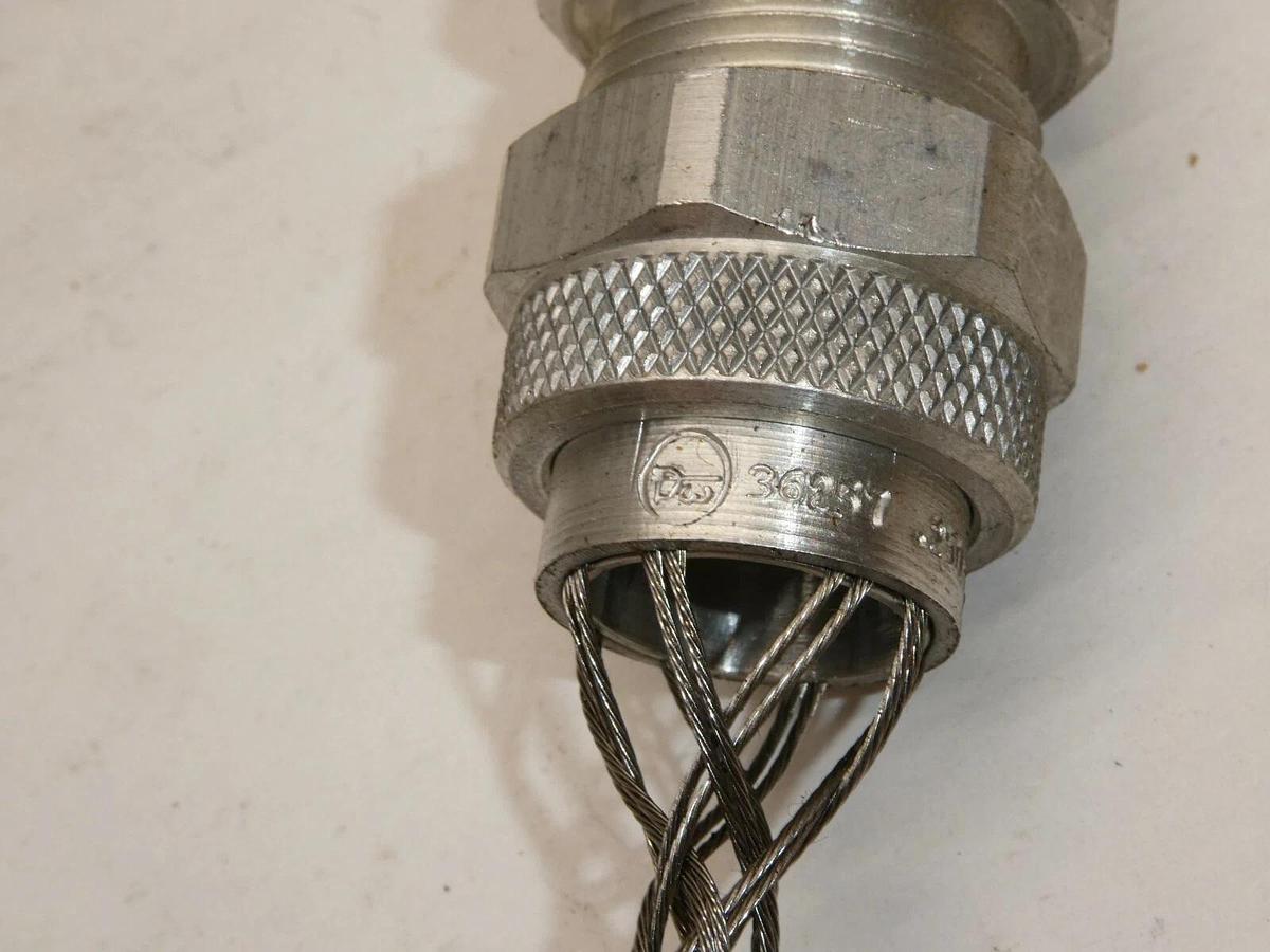 (NEW - Lot of 3) 36257 .250-.375 Strain Relief Cord Grip